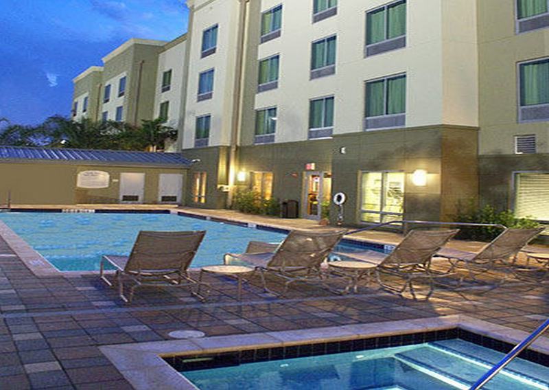Fairfield Inn & Suites By Marriott Fort Lauderdale Pembroke Pines Ngoại thất bức ảnh